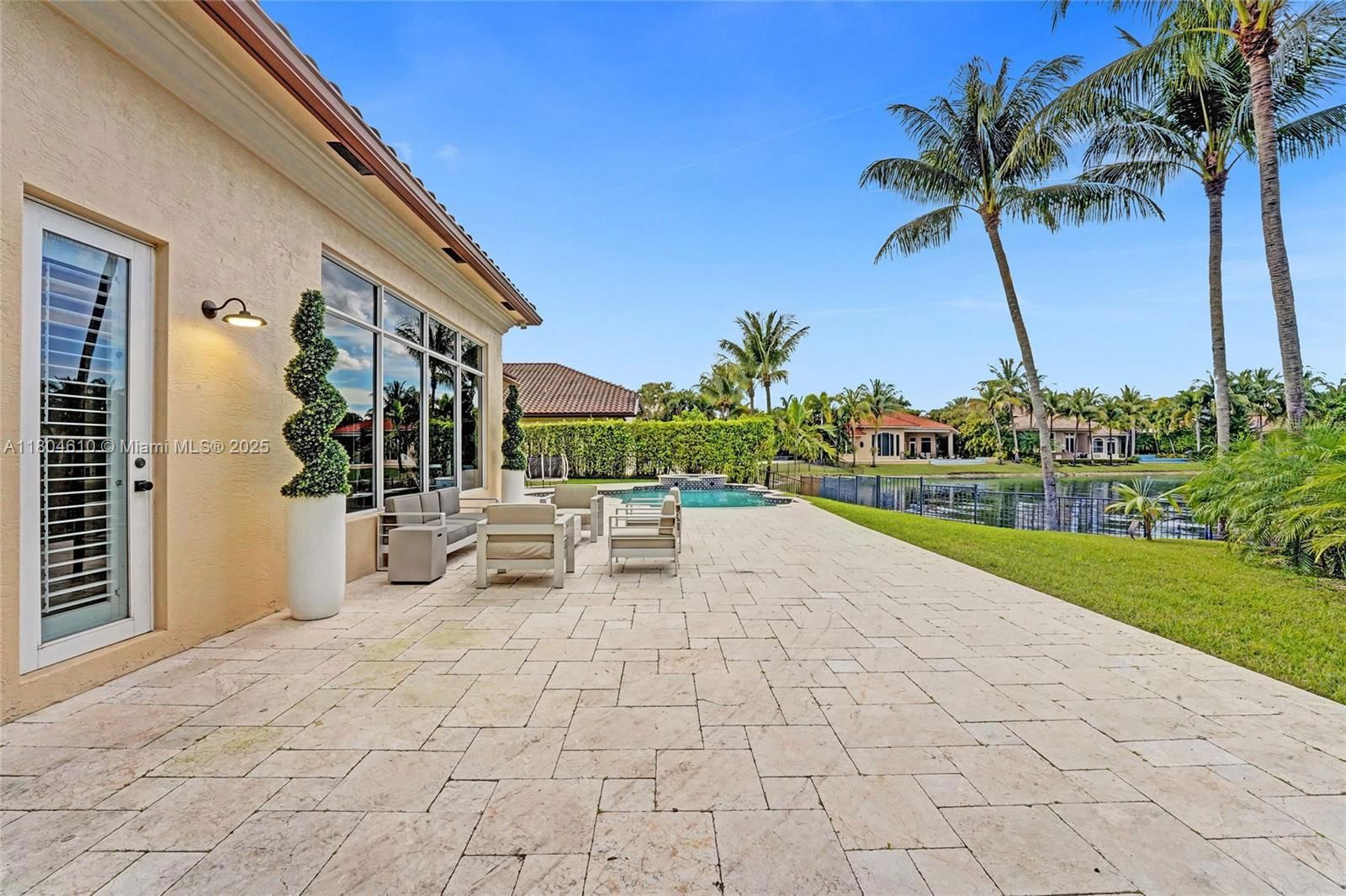 Real estate property located at 10291 Sweet Bay St, Broward, Enclave 2nd Sec, Plantation, FL