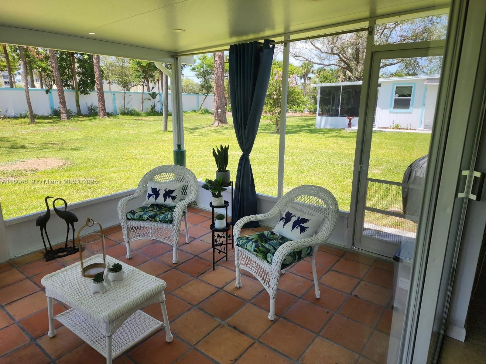 Real estate property located at 818 Lake McGregor Dr, Lee, Blvd Hts Shopping Center, Fort Myers, FL