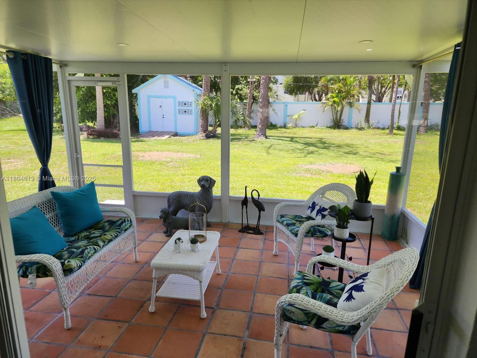 Real estate property located at 818 Lake McGregor Dr, Lee, Blvd Hts Shopping Center, Fort Myers, FL