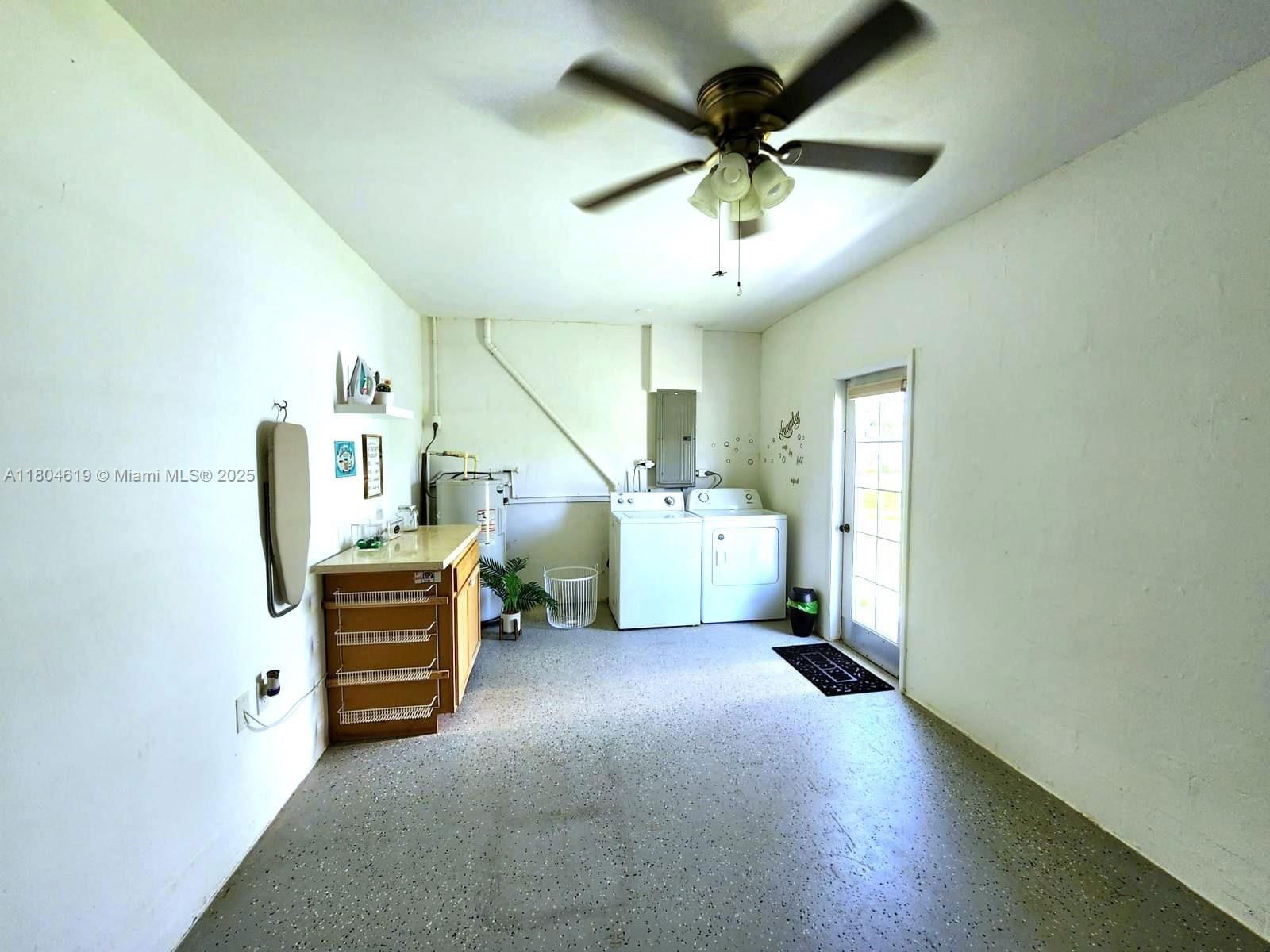 Real estate property located at 818 Lake McGregor Dr, Lee, Blvd Hts Shopping Center, Fort Myers, FL