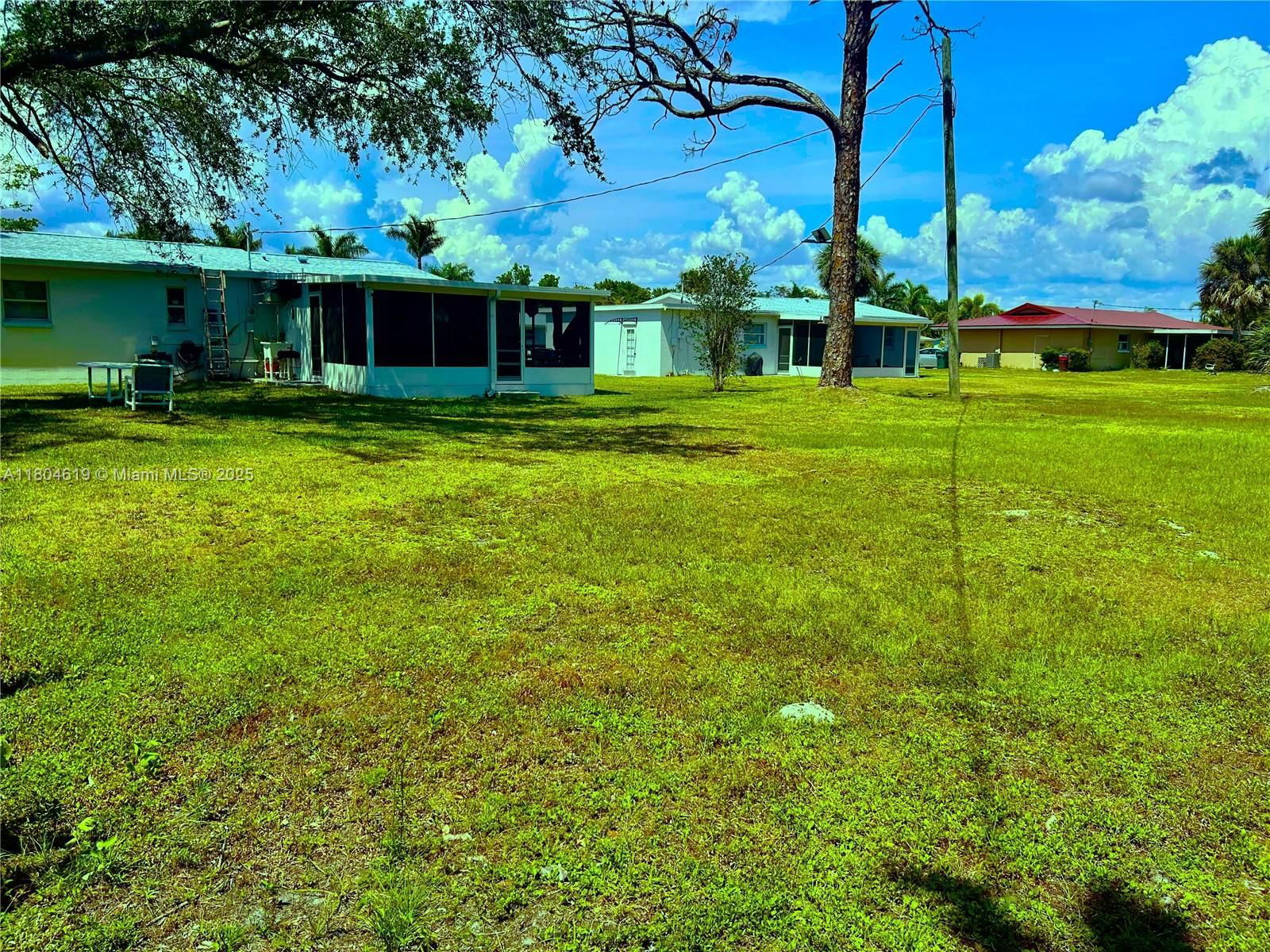 Real estate property located at 818 Lake McGregor Dr, Lee, Blvd Hts Shopping Center, Fort Myers, FL