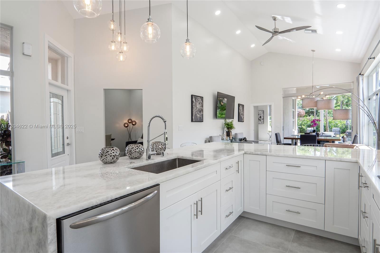 Real estate property located at 6670 27th Avenue, Palm Beach, Banyans Of Arvida Country, Boca Raton, FL