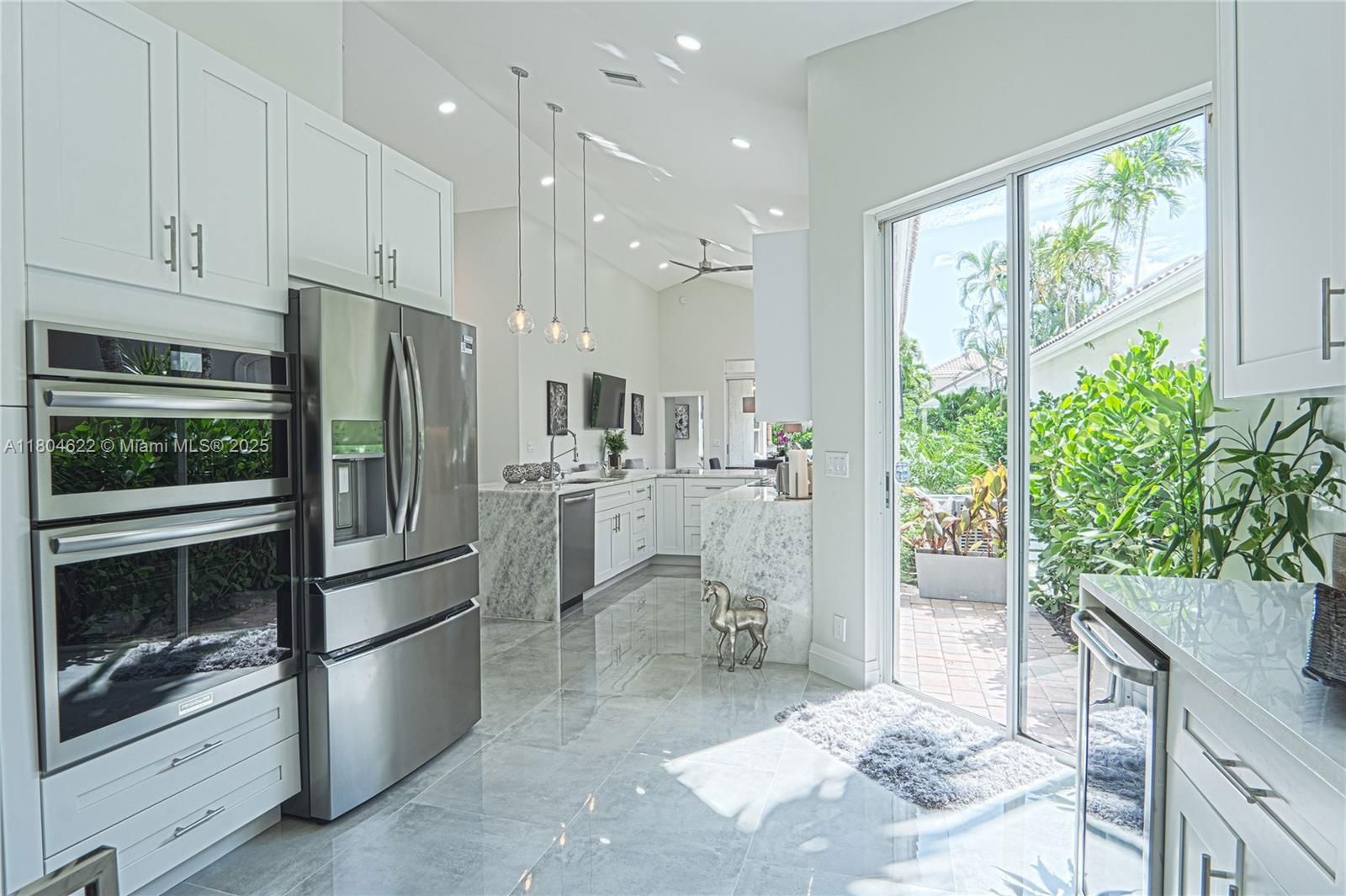 Real estate property located at 6670 27th Avenue, Palm Beach, Banyans Of Arvida Country, Boca Raton, FL