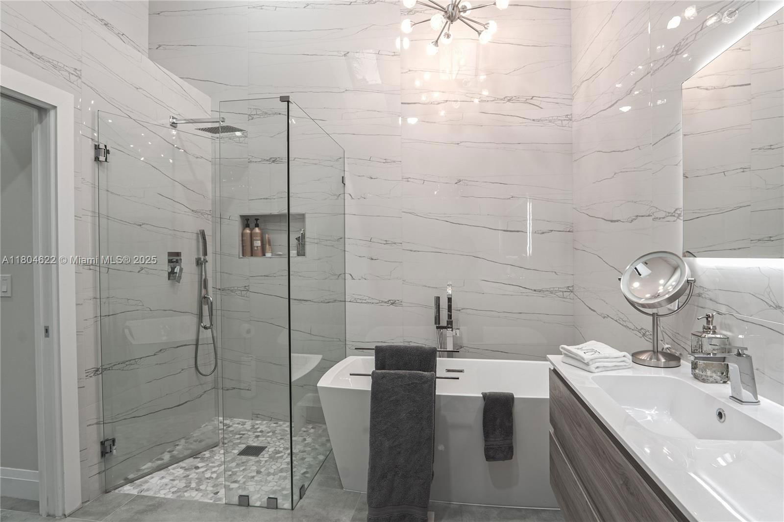 Real estate property located at 6670 27th Avenue, Palm Beach, Banyans Of Arvida Country, Boca Raton, FL