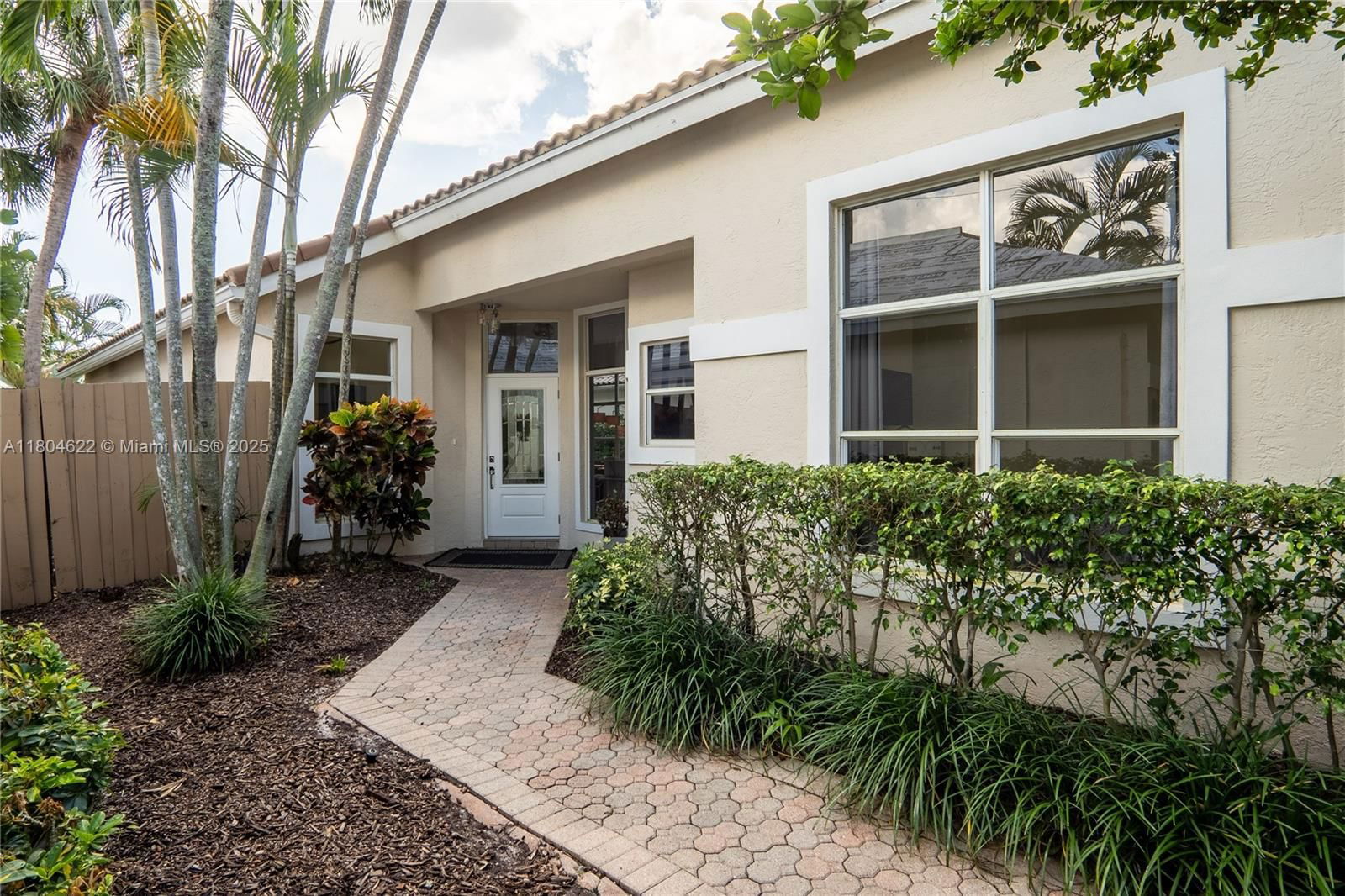 Real estate property located at 6670 27th Avenue, Palm Beach, Banyans Of Arvida Country, Boca Raton, FL