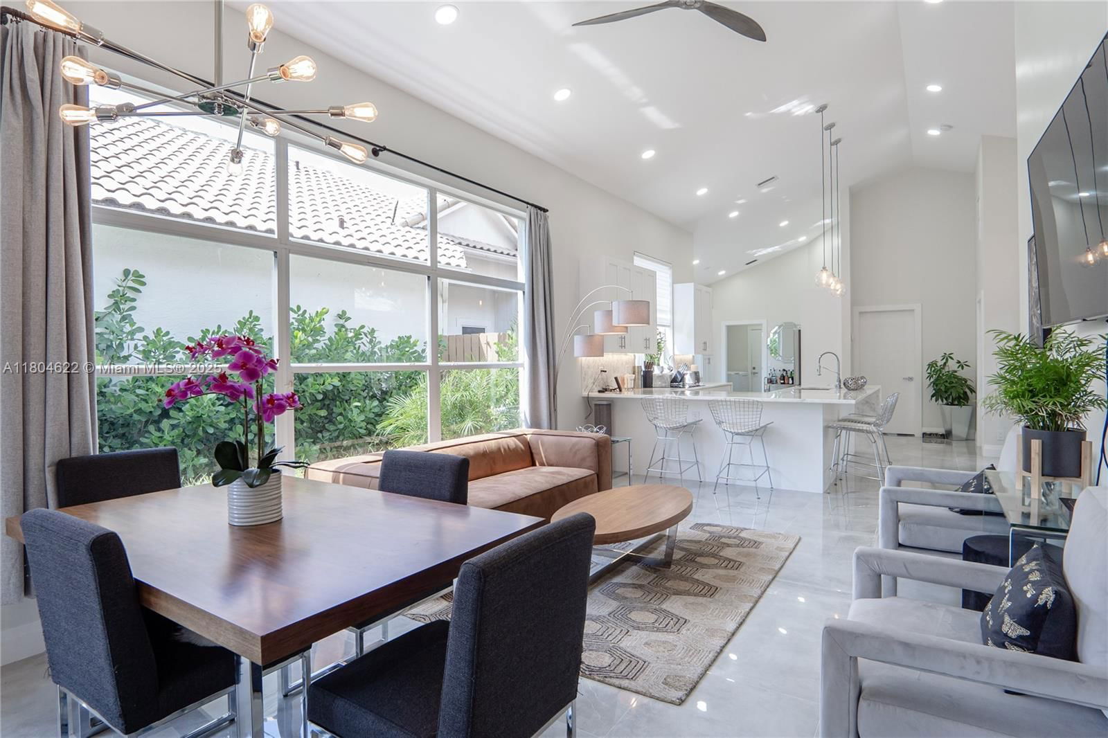 Real estate property located at 6670 27th Avenue, Palm Beach, Banyans Of Arvida Country, Boca Raton, FL