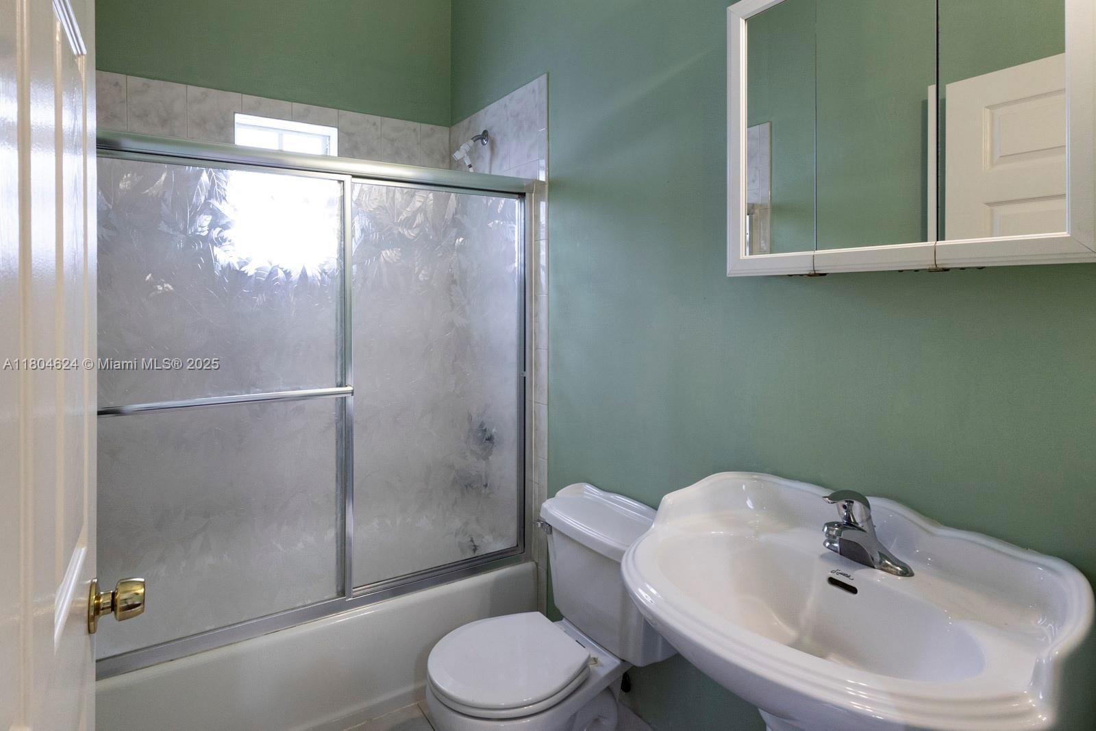 Real estate property located at 2757 29th St, Miami-dade, Melrose Heights 3rd Addn, Miami, FL