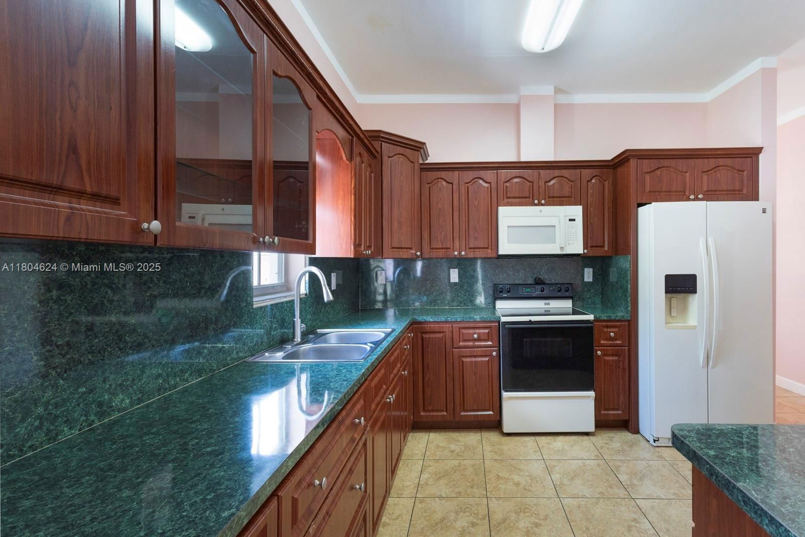 Real estate property located at 2757 29th St, Miami-dade, Melrose Heights 3rd Addn, Miami, FL
