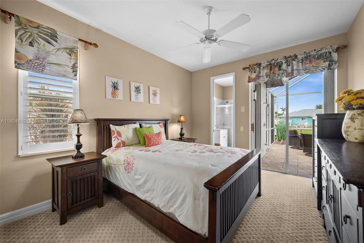 Real estate property located at 249 SW 37th LN, Lee, Cape Coral, Cape Coral, FL