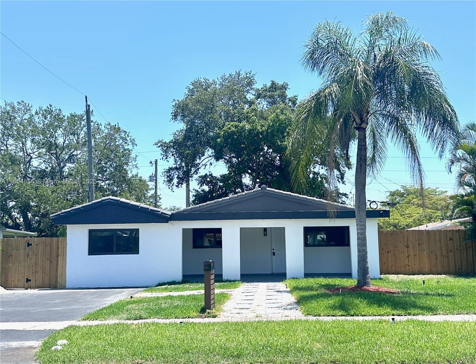 Real estate property located at 2421 56th Ter, Broward, Sheridan Park, Hollywood, FL