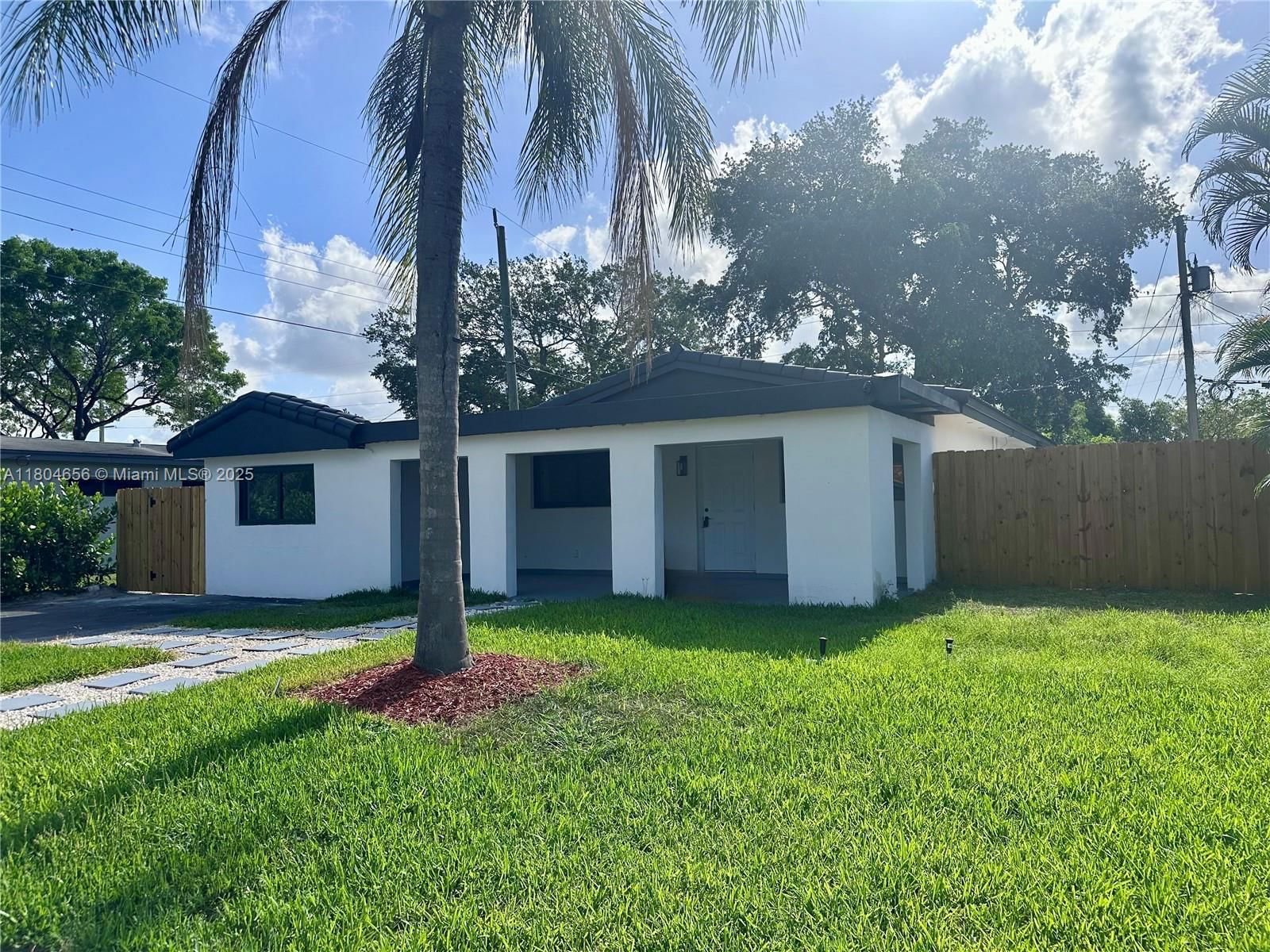 Real estate property located at 2421 56th Ter, Broward, Sheridan Park, Hollywood, FL