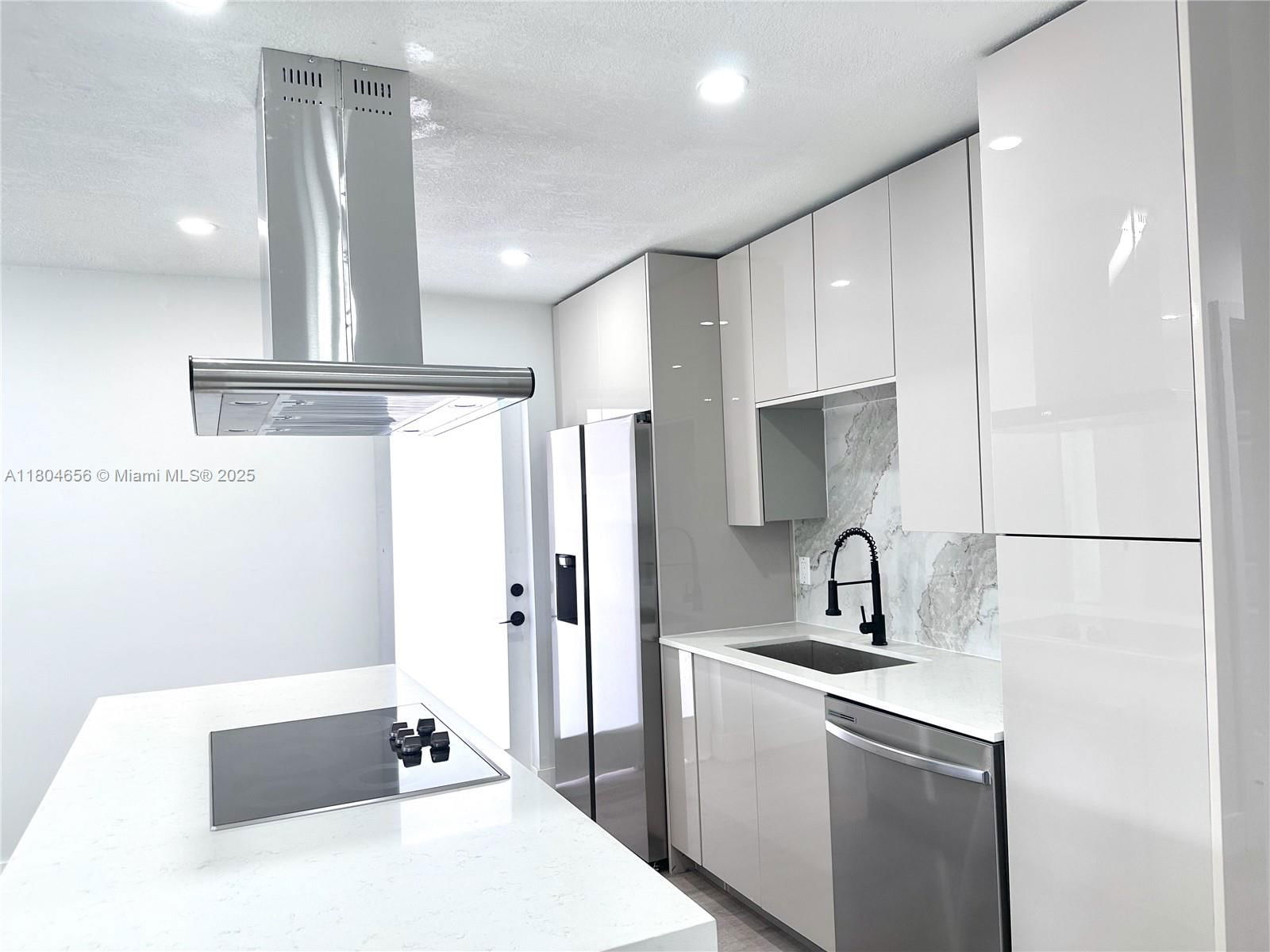 Real estate property located at 2421 56th Ter, Broward, Sheridan Park, Hollywood, FL
