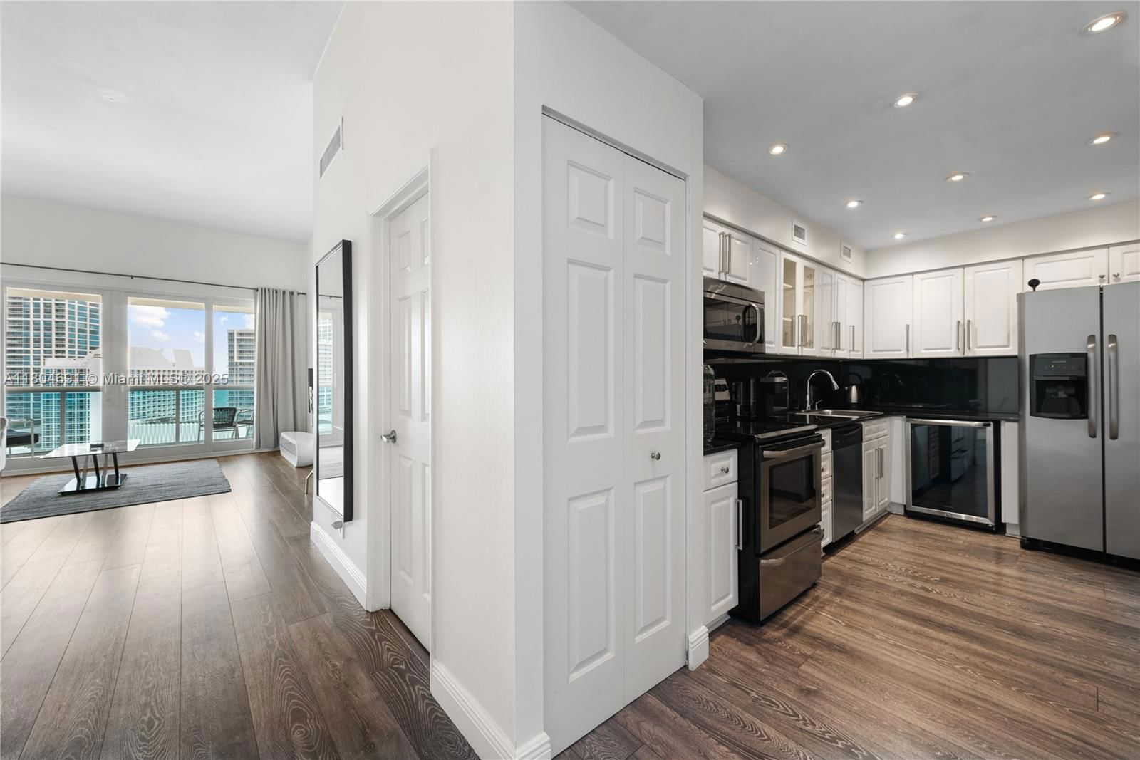 Real estate property located at 6770 Indian Creek Dr TSA1, Miami-dade, Aquasol Condo, Miami Beach, FL