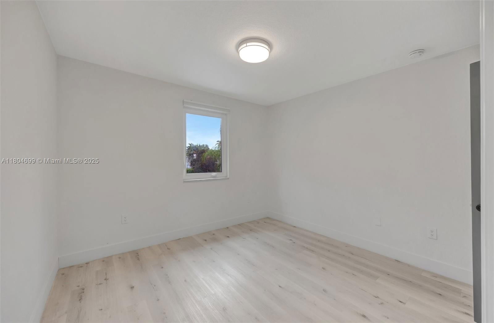 Real estate property located at 21320 97th Ave, Miami-dade, Villas Of Old Cutler, Cutler Bay, FL
