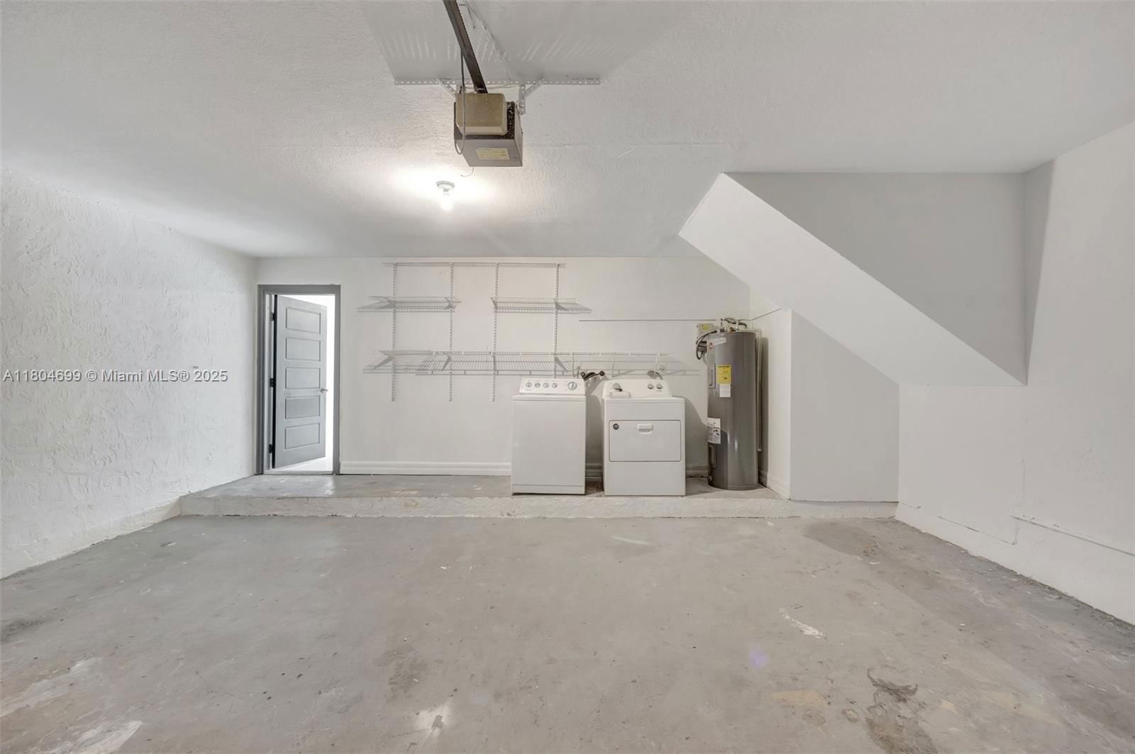 Real estate property located at 21320 97th Ave, Miami-dade, Villas Of Old Cutler, Cutler Bay, FL