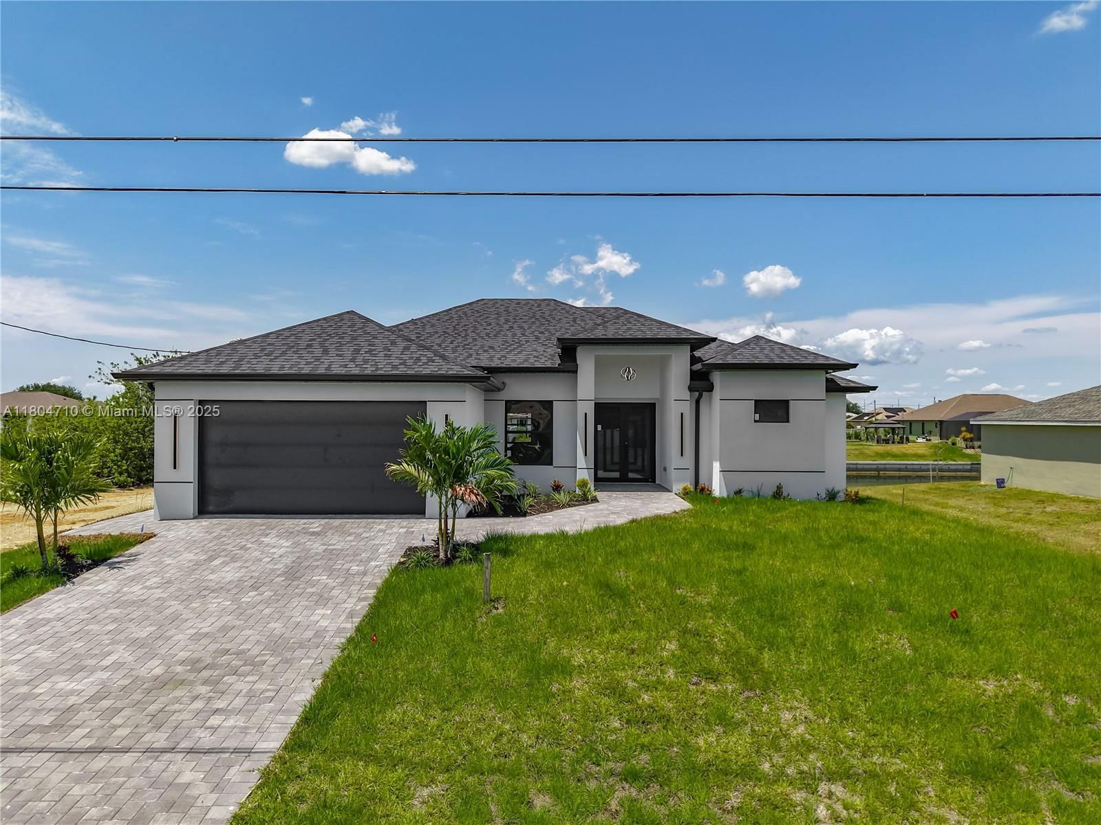 Real estate property located at 323 NE 19th Ter, Lee, Cape Coral, Cape Coral, FL