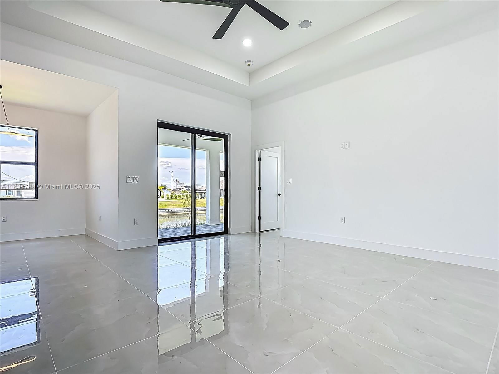 Real estate property located at 323 NE 19th Ter, Lee, Cape Coral, Cape Coral, FL