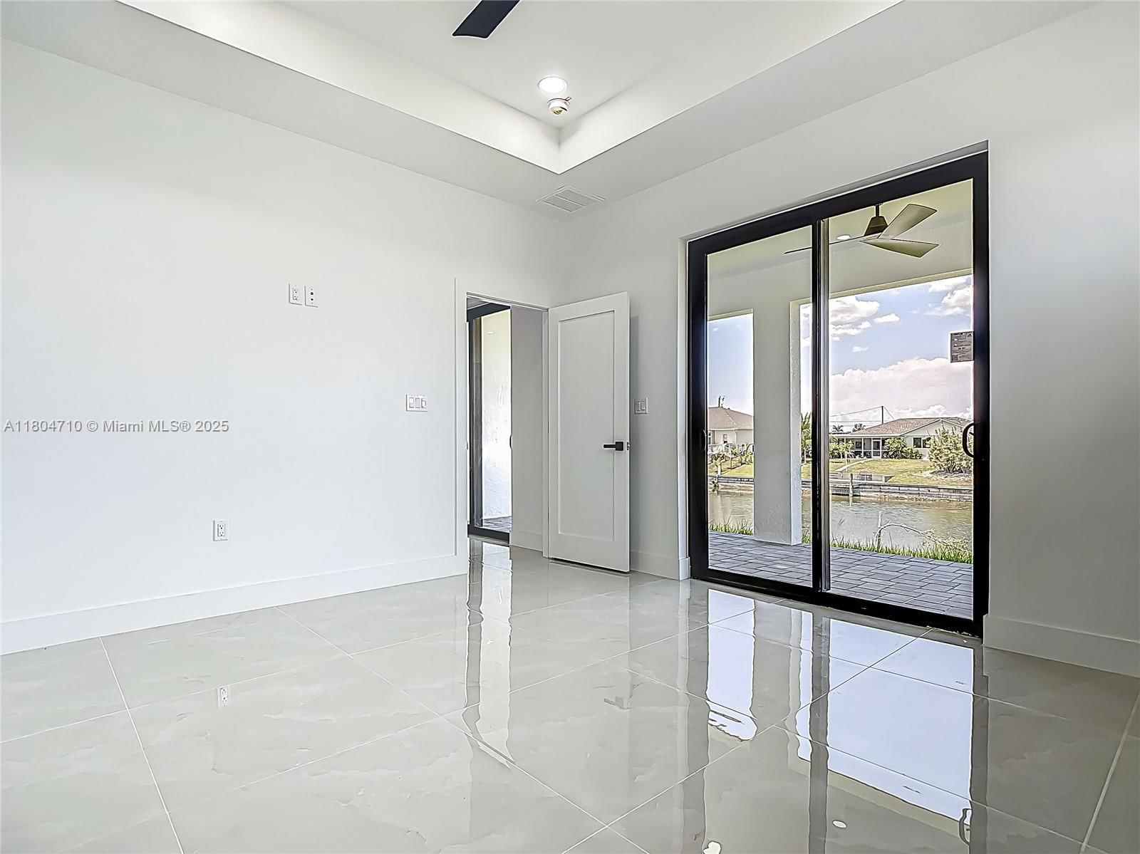 Real estate property located at 323 NE 19th Ter, Lee, Cape Coral, Cape Coral, FL