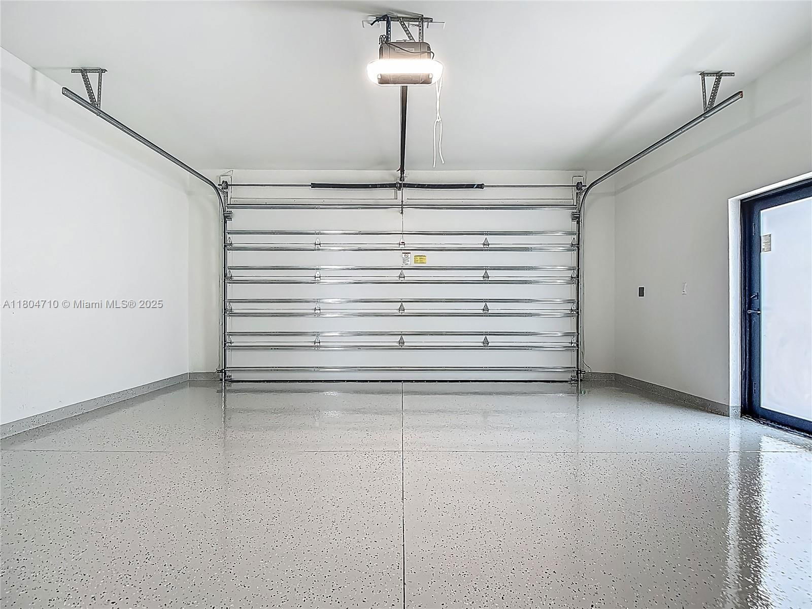 Real estate property located at 323 NE 19th Ter, Lee, Cape Coral, Cape Coral, FL