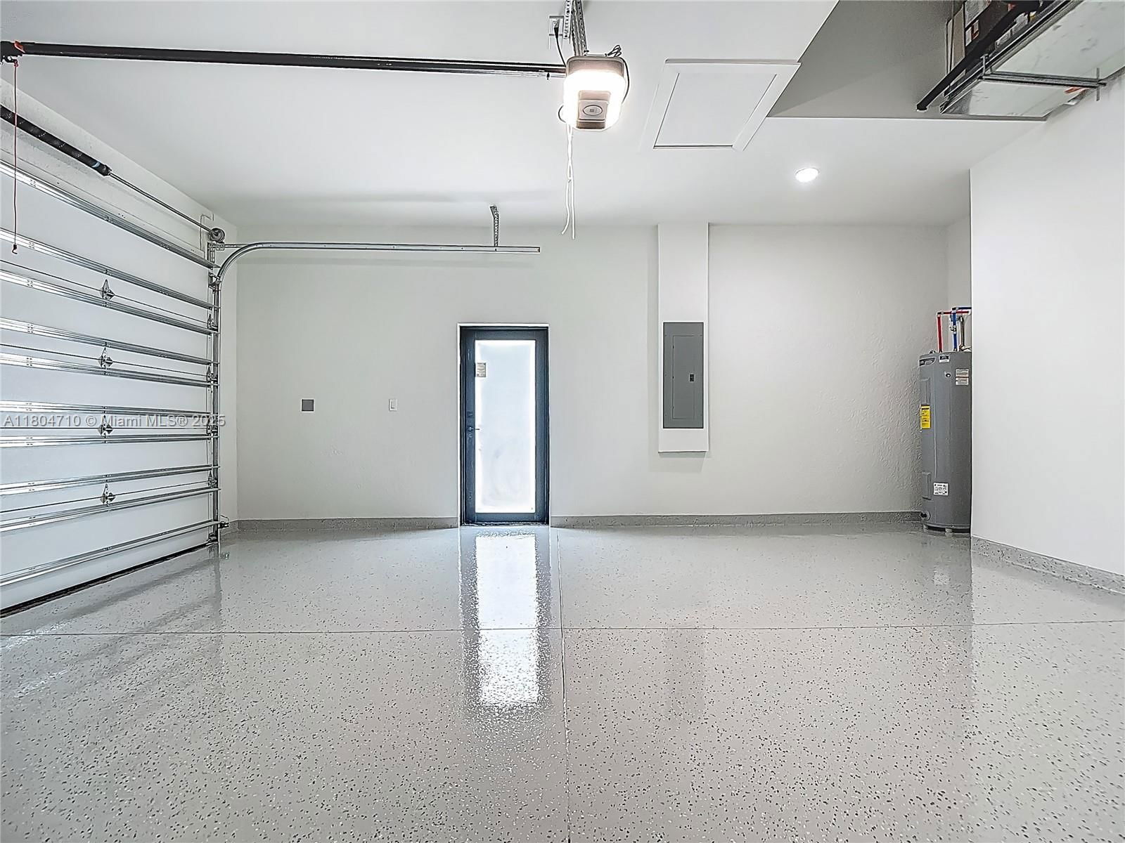 Real estate property located at 323 NE 19th Ter, Lee, Cape Coral, Cape Coral, FL