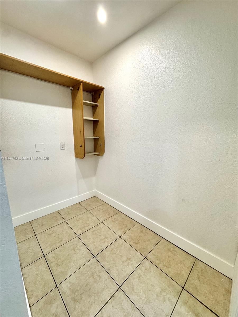 Real estate property located at 1021 3rd St #106, Miami-dade, River Lofts Condo, Miami, FL
