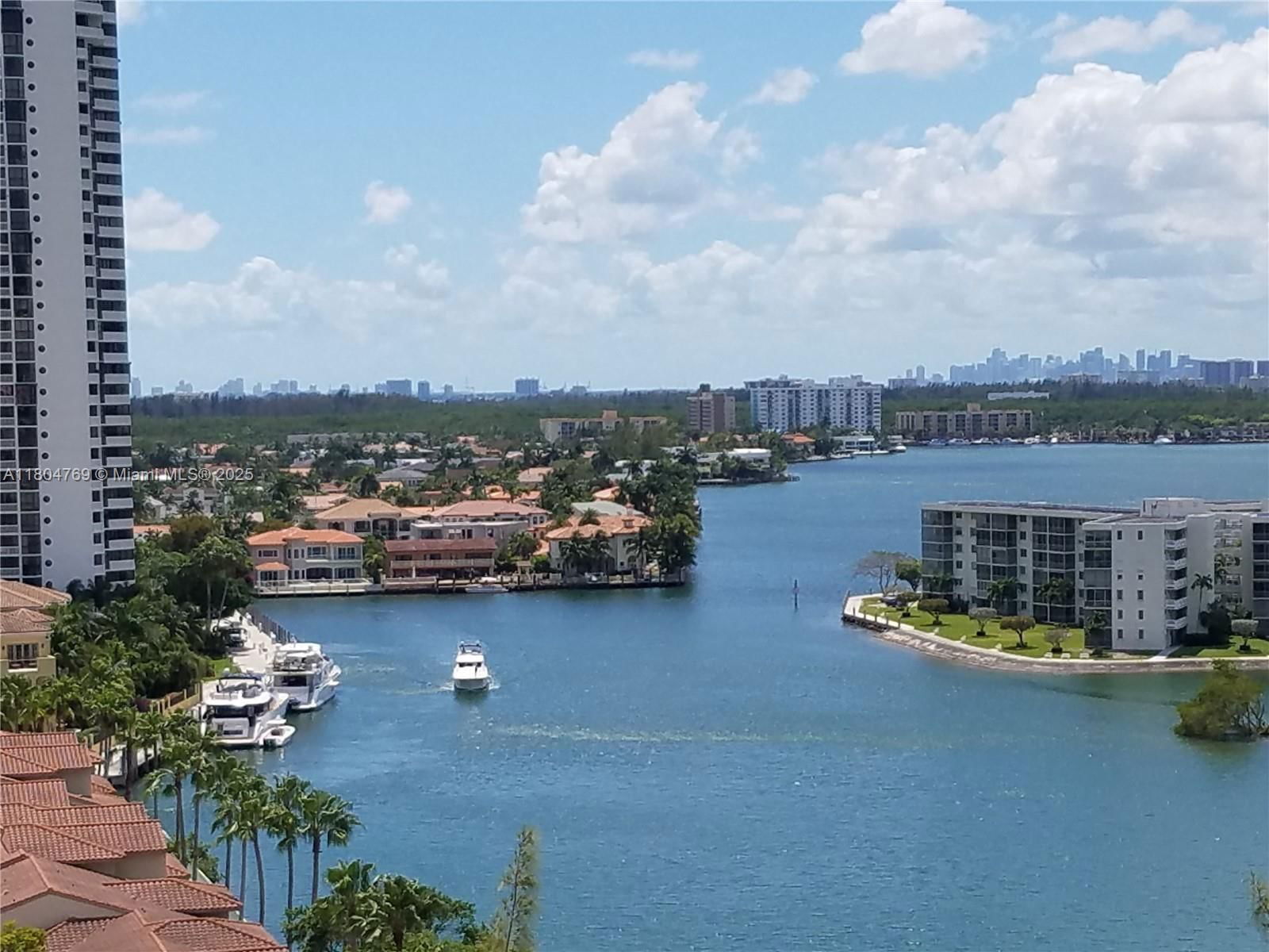 Real estate property located at 18151 31st Ct #1505, Miami-dade, The Clipper At Bisc Cove, Aventura, FL