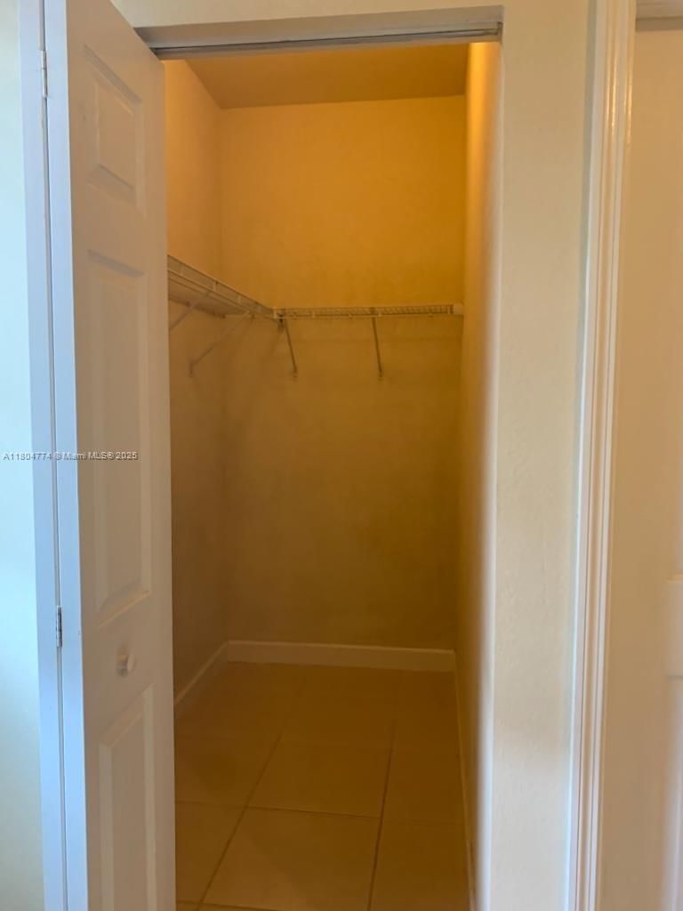 Real estate property located at 17077 93rd St, Miami-dade, Kendall Commons Residenti, Miami, FL