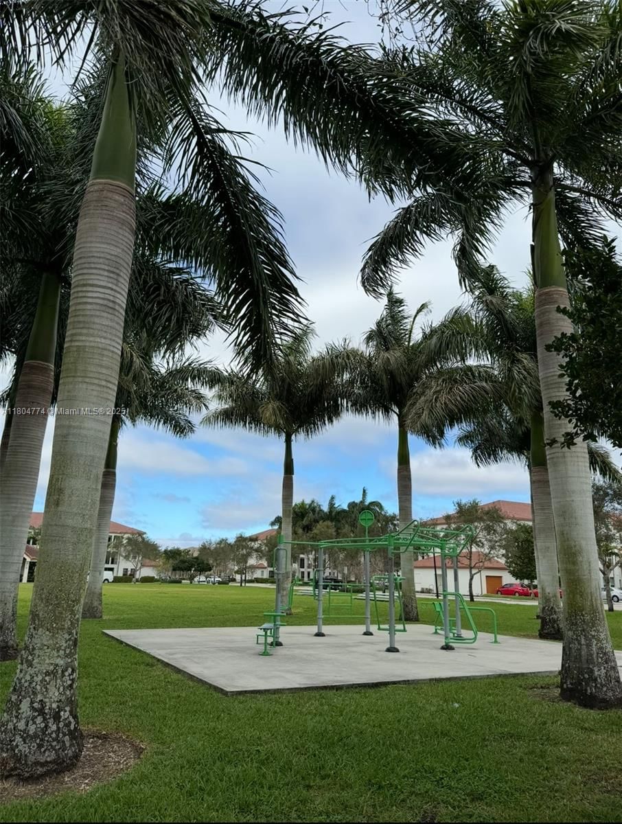 Real estate property located at 17077 93rd St, Miami-dade, Kendall Commons Residenti, Miami, FL