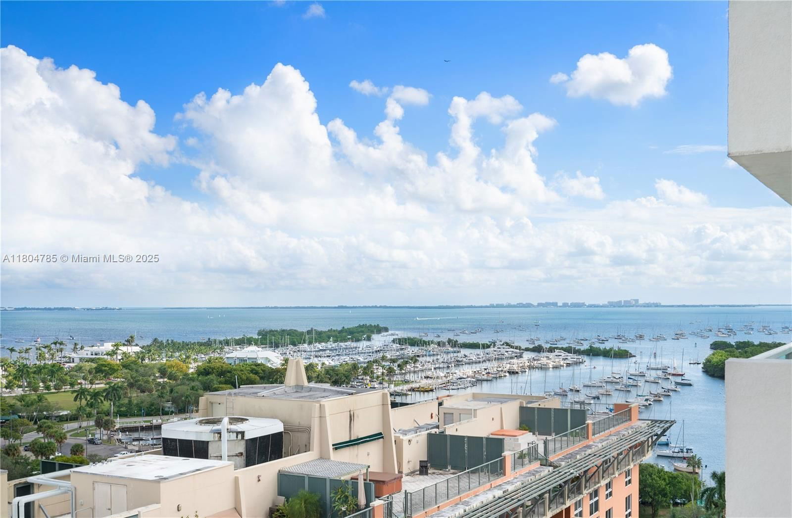 Real estate property located at 2889 Mcfarlane Rd #1403, Miami-dade, Mutiny Park Condo, Miami, FL