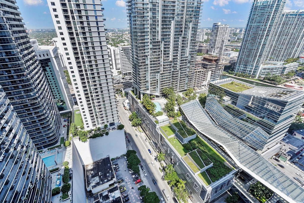 Real estate property located at 801 Miami Ave #3510, Miami-dade, 801 Sma Residences Condo, Miami, FL