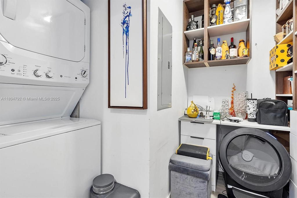 Real estate property located at 801 Miami Ave #3510, Miami-dade, 801 Sma Residences Condo, Miami, FL
