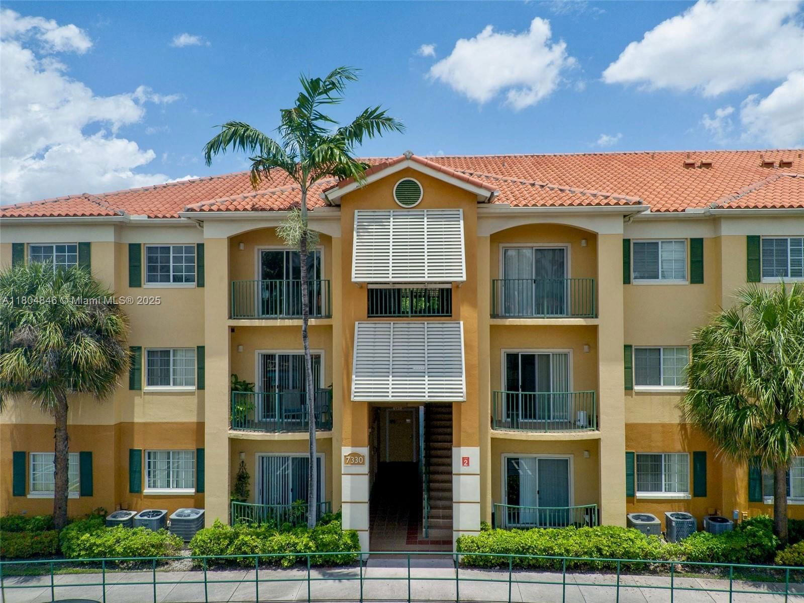 Real estate property located at 7330 114th Ave #304-5, Miami-dade, Palm Gardens At Doral Con, Doral, FL