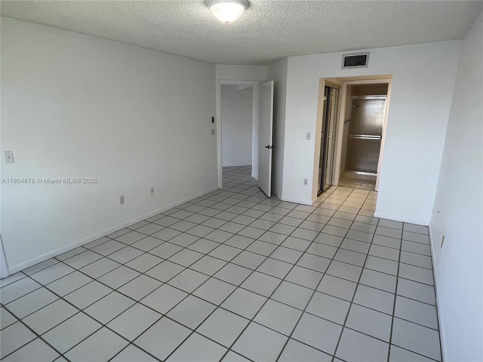 Real estate property located at 2520 19th Pl #202-B, Miami-dade, Keys Gate Condo No Two, Homestead, FL
