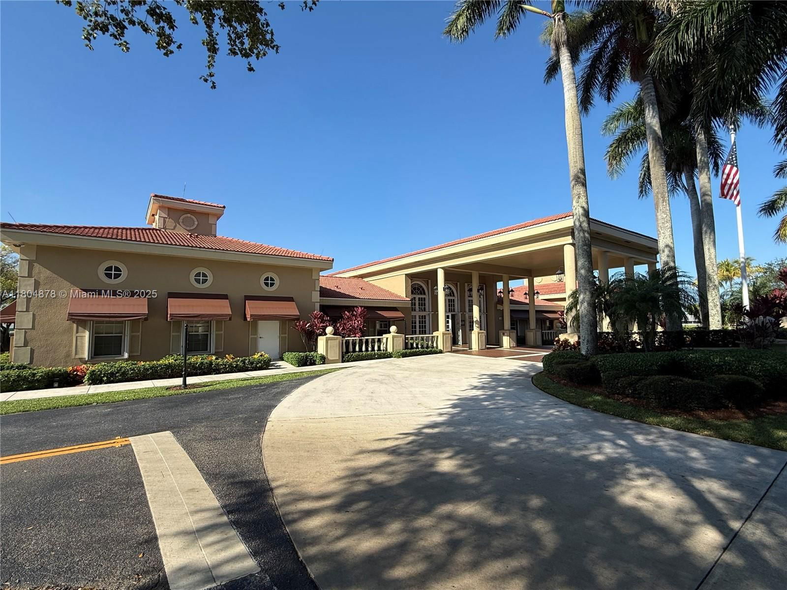 Real estate property located at 2520 19th Pl #202-B, Miami-dade, Keys Gate Condo No Two, Homestead, FL