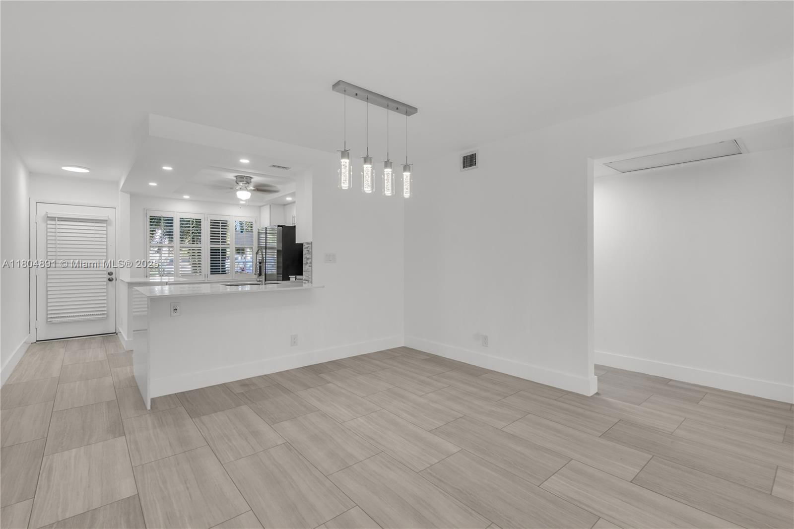 Real estate property located at 3401 Bimini Ln E1, Broward, Bimini Village A Condo, Coconut Creek, FL