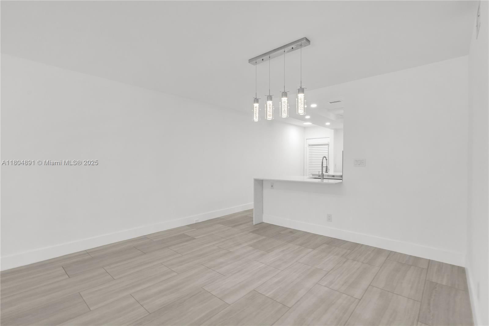 Real estate property located at 3401 Bimini Ln E1, Broward, Bimini Village A Condo, Coconut Creek, FL