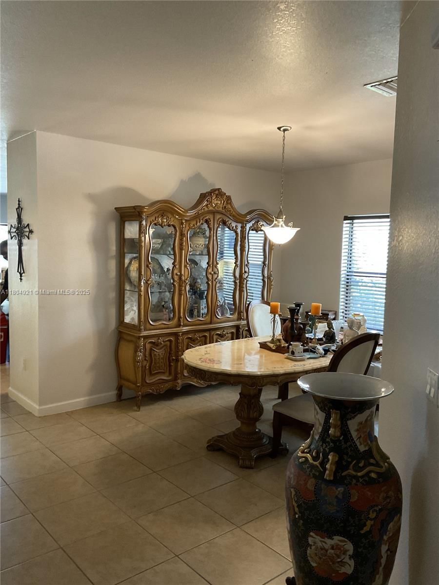 Real estate property located at 10501 224th Ter, Miami-dade, Enclave At Black Point Ma, Cutler Bay, FL
