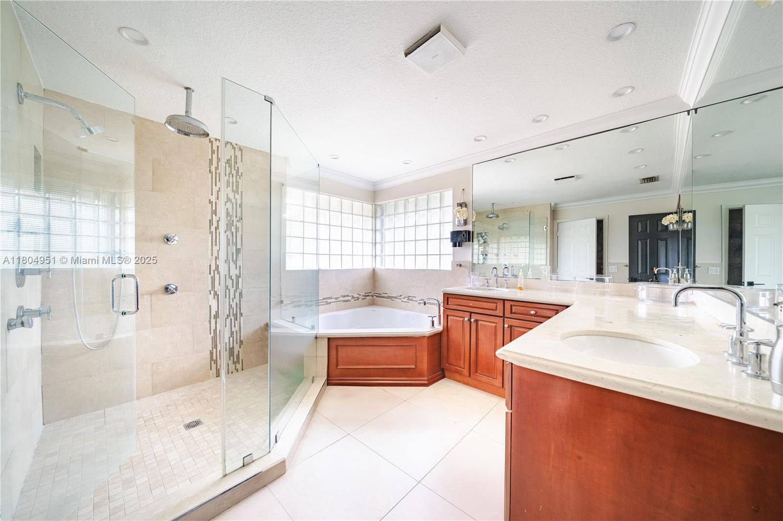 Real estate property located at 18201 16th St, Broward, Silver Lakes At Pembroke, Pembroke Pines, FL