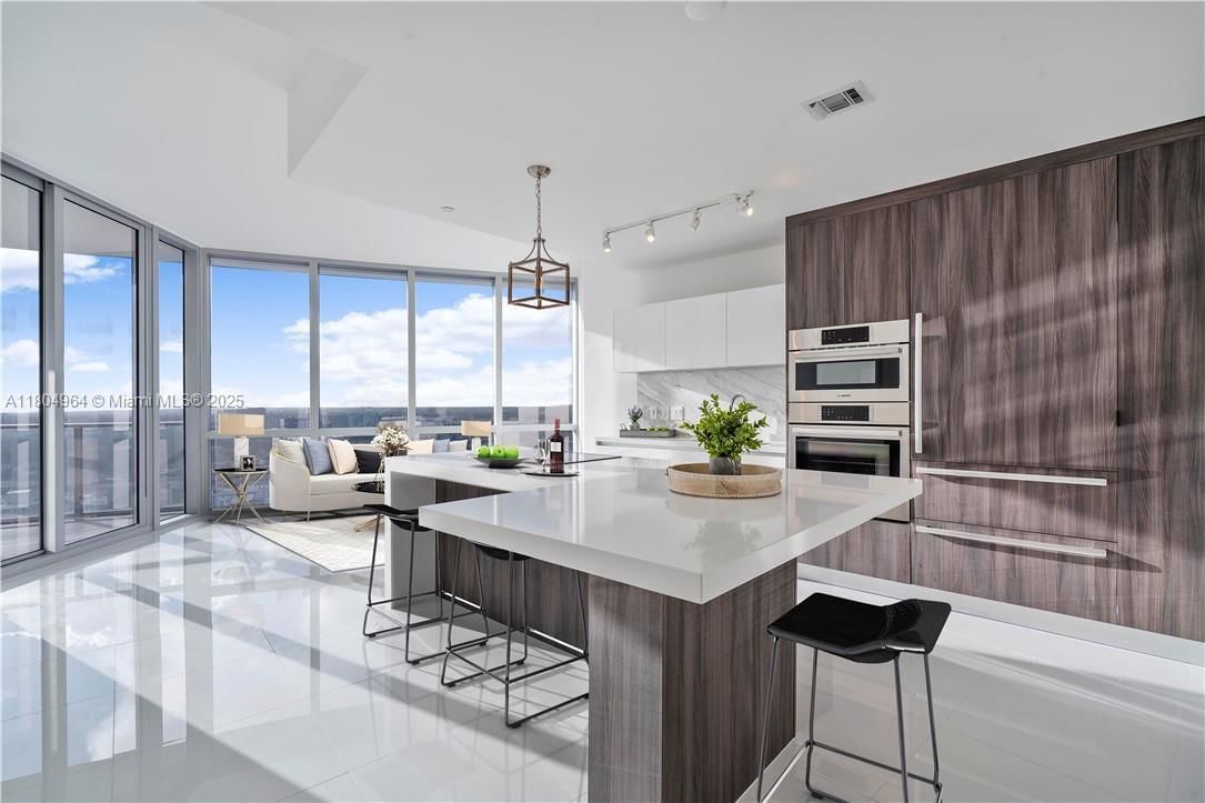 Real estate property located at 851 1st Ave #2904, Miami-dade, Paramount Miami Worldcent, Miami, FL