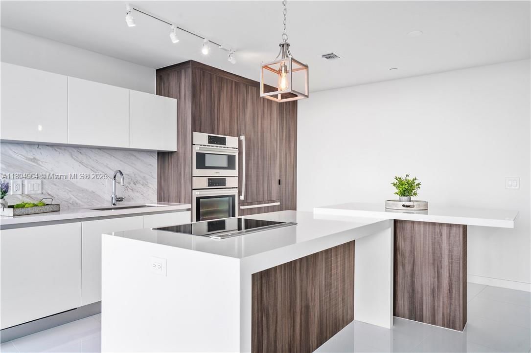Real estate property located at 851 1st Ave #2904, Miami-dade, Paramount Miami Worldcent, Miami, FL