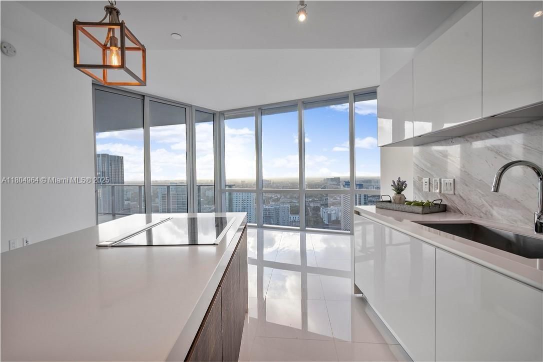 Real estate property located at 851 1st Ave #2904, Miami-dade, Paramount Miami Worldcent, Miami, FL