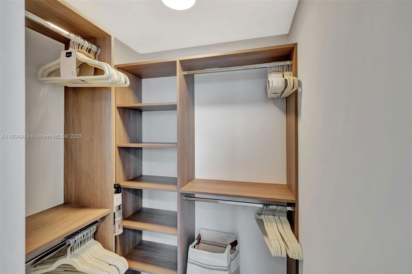 Real estate property located at 580 72nd st #808, Miami-dade, 72 Park Condo, Miami Beach, FL