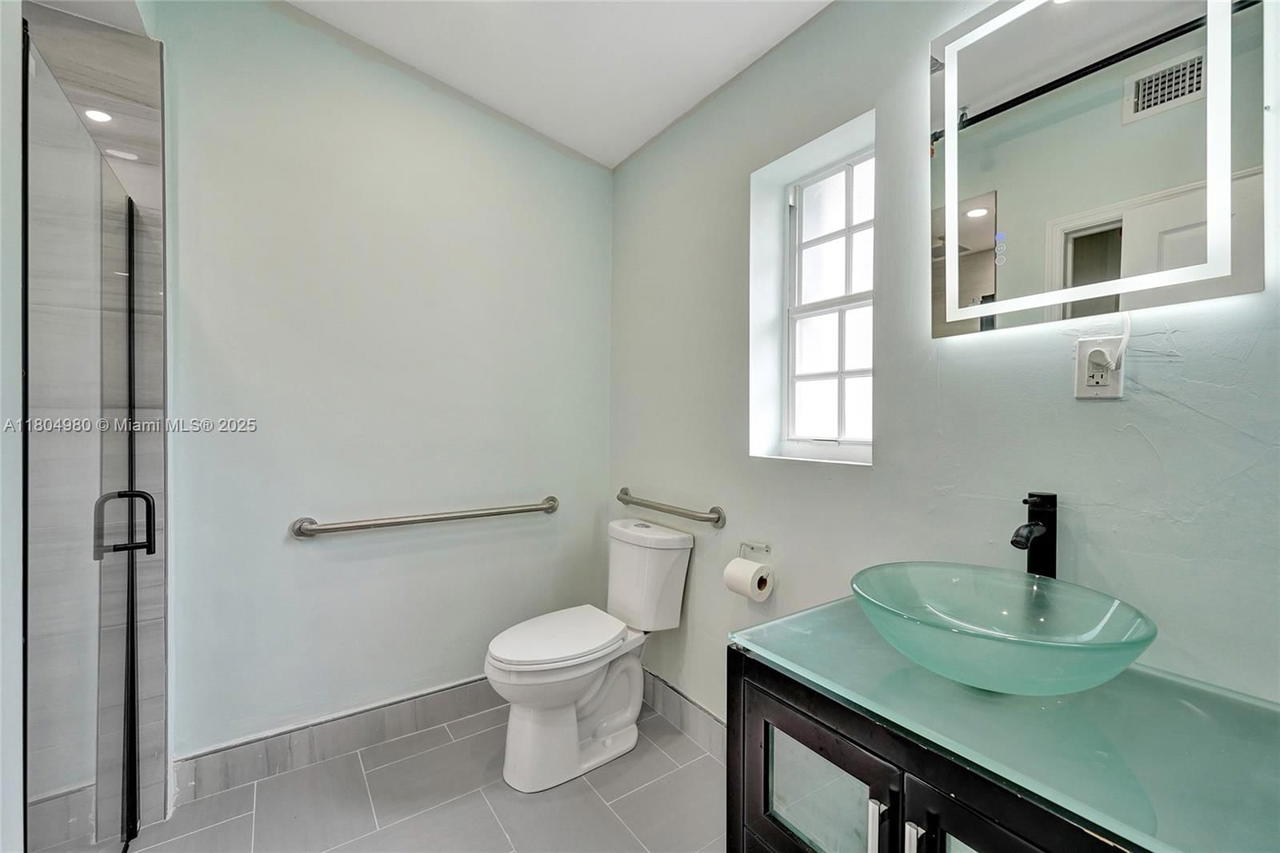 Real estate property located at 1085 126th St, Miami-dade, 29 52 42 Dixianna Villas, North Miami Beach, FL