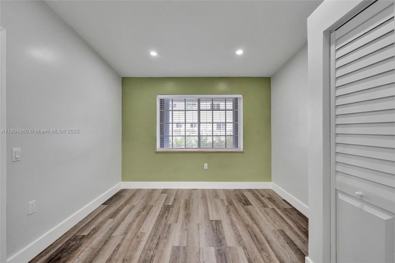 Real estate property located at 1085 126th St, Miami-dade, 29 52 42 Dixianna Villas, North Miami Beach, FL