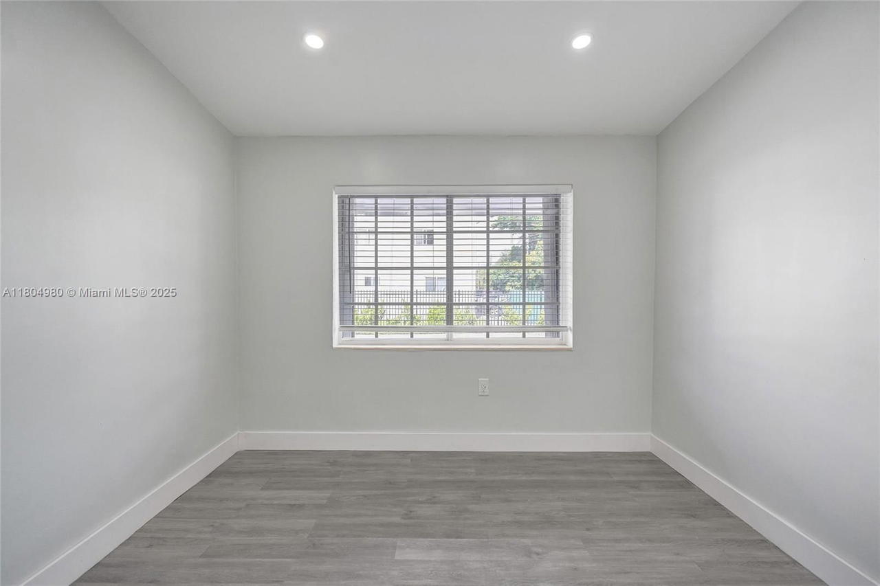 Real estate property located at 1085 126th St, Miami-dade, 29 52 42 Dixianna Villas, North Miami Beach, FL