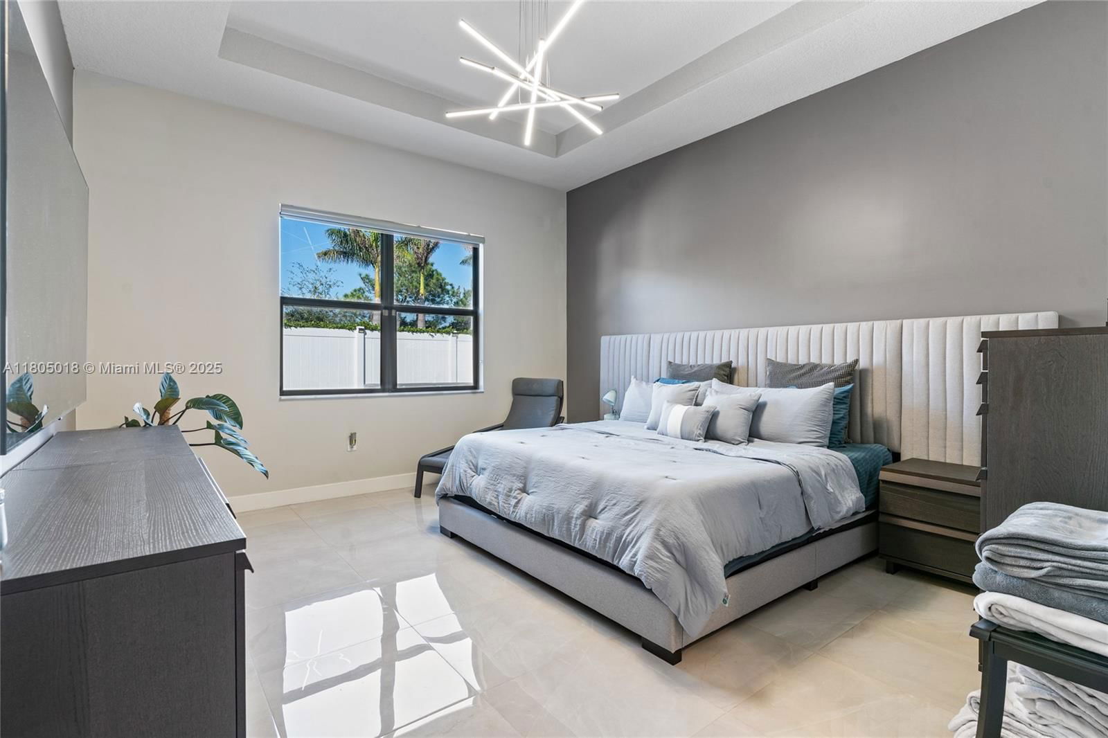 Real estate property located at 17375 41st St, Broward, Tuscan Isles, Miramar, FL