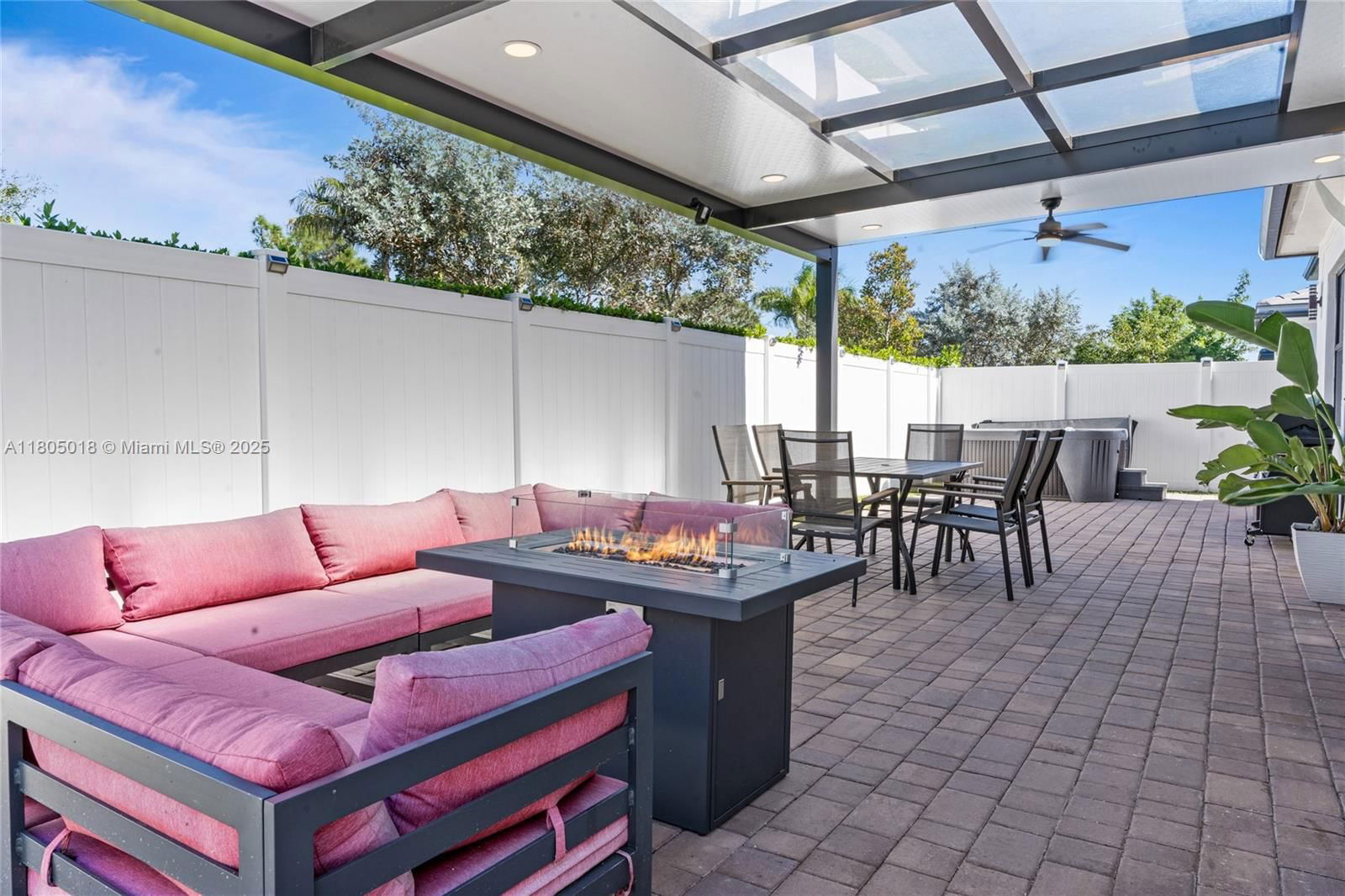 Real estate property located at 17375 41st St, Broward, Tuscan Isles, Miramar, FL