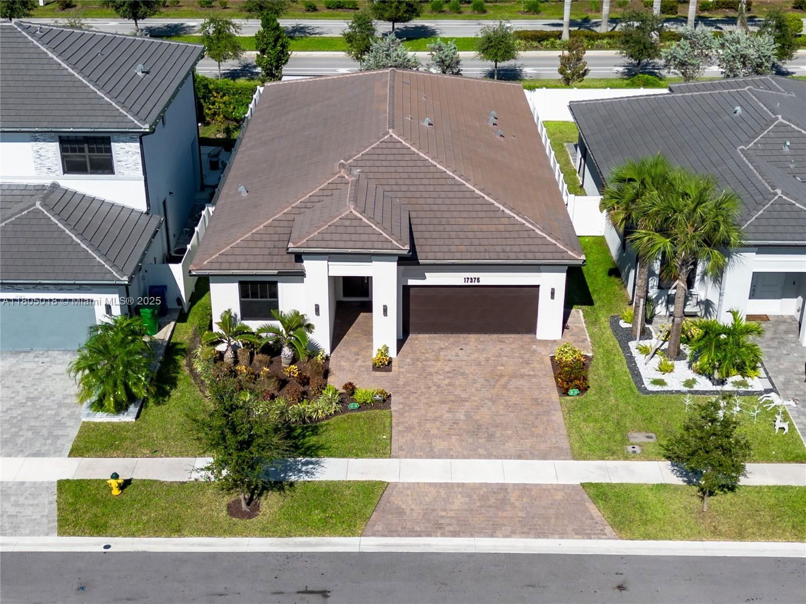Real estate property located at 17375 41st St, Broward, Tuscan Isles, Miramar, FL