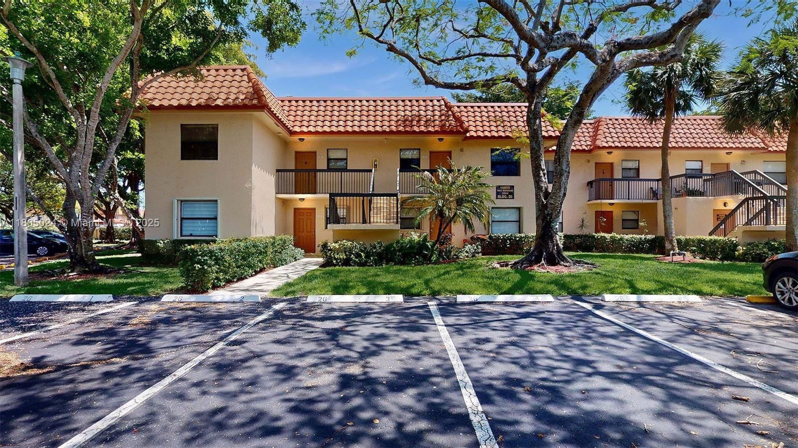 Real estate property located at 15805 Waterside Cir #202, Broward, Waterside Village Three C, Sunrise, FL