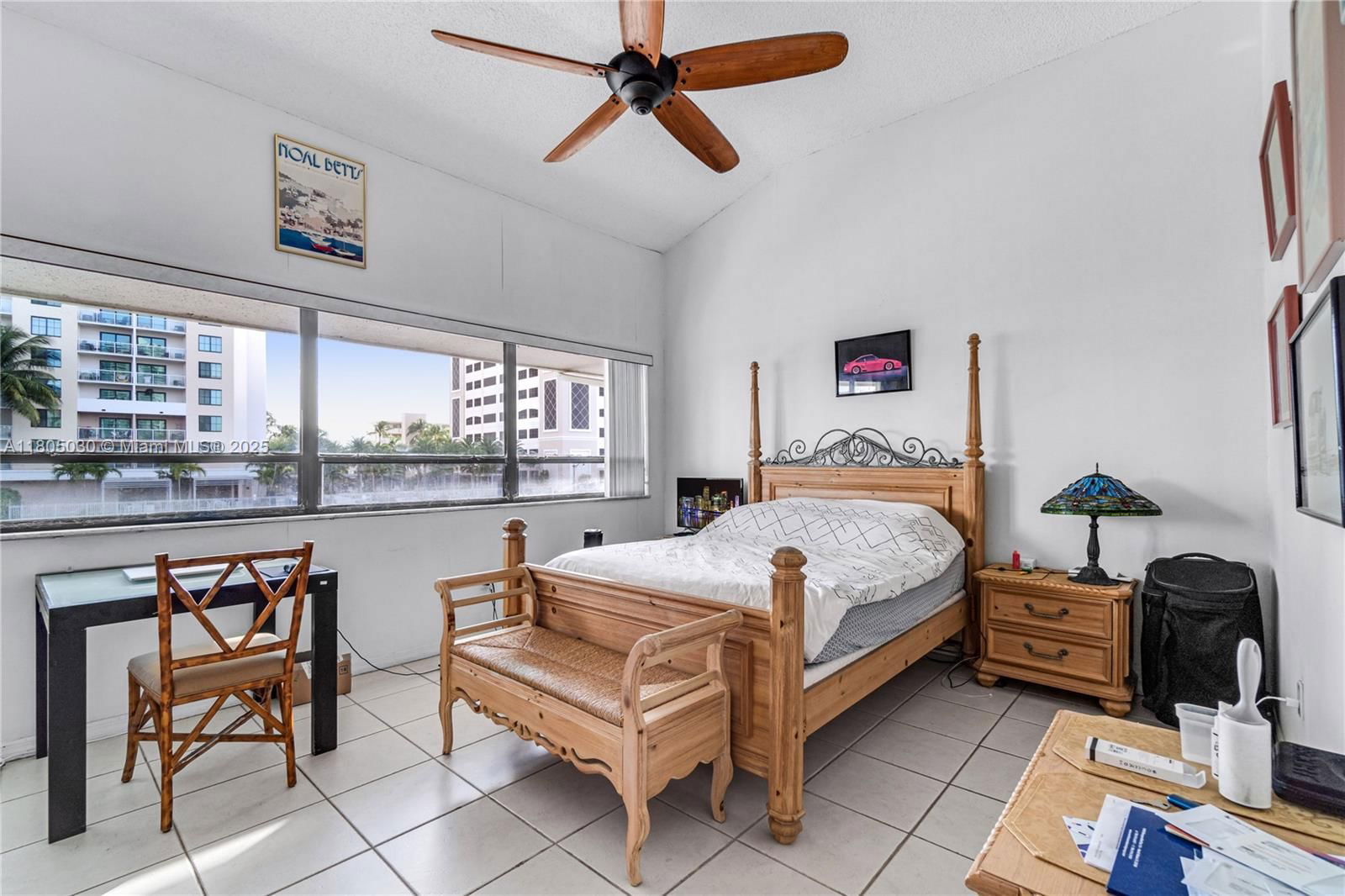 Real estate property located at 214 Poinciana Dr #204, Miami-dade, Poinciana Is Yt & Rcq Clu, Sunny Isles Beach, FL